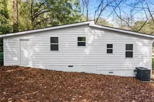 2322 Abner Pl NW, Atlanta, GA 30318 - Photo 9