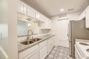 529 Warm Springs Cir, Roswell, GA 30075 - Photo 7
