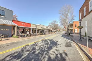 529 Warm Springs Cir, Roswell, GA 30075 - Photo 27