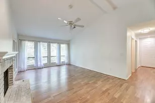 529 Warm Springs Cir, Roswell, GA 30075 - Photo 3