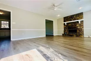 1391 Warrenton Hunt, Lawrenceville, GA 30043 - Photo 9