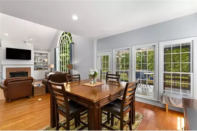 1028 Longwood Drive, Woodstock, GA 30189 - Photo 15