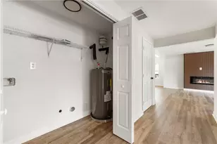 8859 Thomas Rd, Jonesboro, GA 30238 - Photo 27