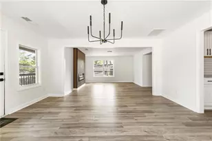 8859 Thomas Rd, Jonesboro, GA 30238 - Photo 11