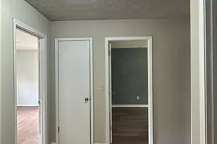 300 Timber Laurel Ln, Lawrenceville, GA 30043 - Photo 17