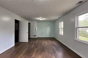 300 Timber Laurel Ln, Lawrenceville, GA 30043 - Photo 21