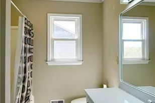 300 Timber Laurel Ln, Lawrenceville, GA 30043 - Photo 11