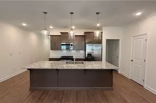 903 Agate Ln, Lawrenceville, GA 30043 - Photo 3