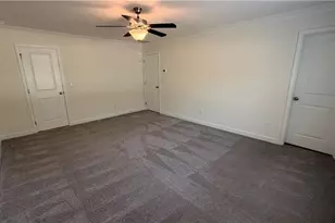 903 Agate Ln, Lawrenceville, GA 30043 - Photo 9