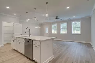 903 Agate Ln, Lawrenceville, GA 30043 - Photo 3