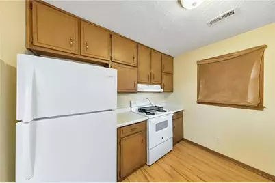 145 Hunters Lane, Fayetteville, GA 30215 - Photo 7