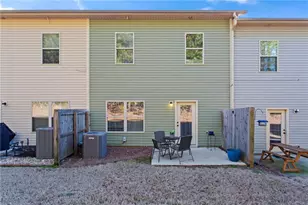 660 Oakside Pl, Acworth, GA 30102 - Photo 33