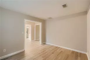 1570 Twin Bridge Ln, Lawrenceville, GA 30043 - Photo 7