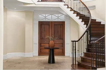 745 Brookwoods Trace, Atlanta, GA 30342 - Photo 7