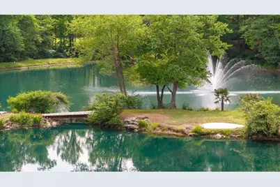 745 Brookwoods Trace, Atlanta, GA 30342 - Photo 5