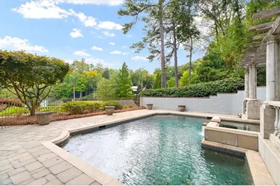 745 Brookwoods Trace, Atlanta, GA 30342 - Photo 9