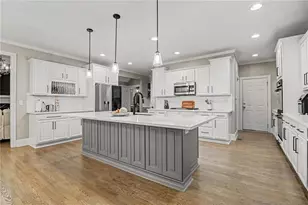 845 St Marks Walk, Suwanee, GA 30024 - Photo 17