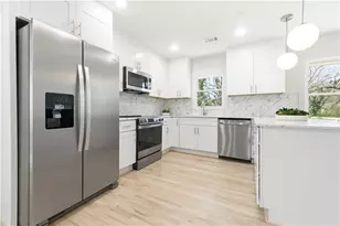 1903 S Columbia Pl, Decatur, GA 30032 - Photo 9