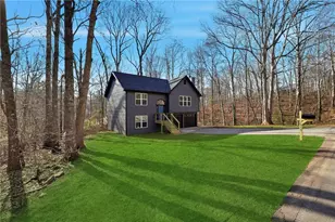 3260 Navajo Cir, Gainesville, GA 30501 - Photo 1