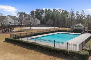 8136 Brookbend Dr, Douglasville, GA 30134 - Photo 35