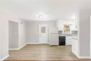 5130 Hiram Lithia Springs Rd, Powder Springs, GA 30127 - Photo 9