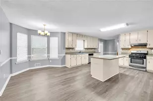 200 Riverbrook Ct, McDonough, GA 30252 - Photo 11