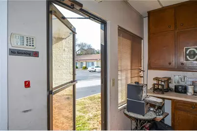 4298 Memorial Drive #D, Decatur, GA 30032 - Photo 17