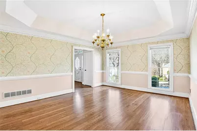 12145 Brookfield Club Drive, Roswell, GA 30075 - Photo 9