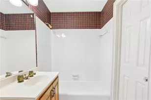 12145 Brookfield Club Dr, Roswell, GA 30075 - Photo 29