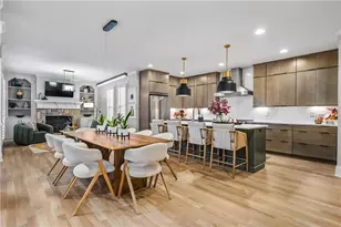 4526 Meadowland Way, Flowery Branch, GA 30542 - Photo 7