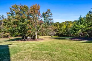 4526 Meadowland Way, Flowery Branch, GA 30542 - Photo 53