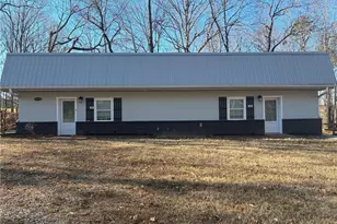 6158 Suwanee Dam Rd, Sugar Hill, GA 30518 - Photo 1