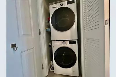 3481 Lakeside Drive NE #904, Atlanta, GA 30326 - Photo 21