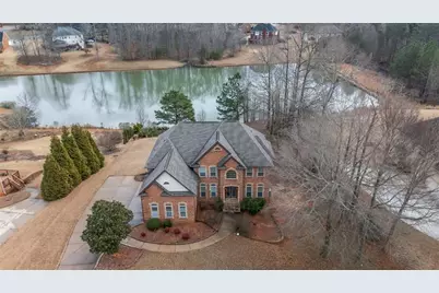 2221 Morning Dew, Conyers, GA 30094 - Photo 3