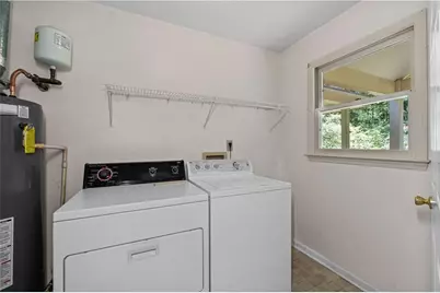 334 Bridgewood Drive SE, Conyers, GA 30094 - Photo 11