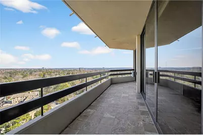 2660 Peachtree Road NW #19F, Atlanta, GA 30305 - Photo 17