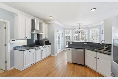 6390 Whitestone Place, Johns Creek, GA 30097 - Photo 15