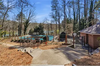 270 Quail Run, Roswell, GA 30076 - Photo 49