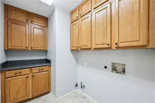 240 Fieldstone Path, Alpharetta, GA 30005 - Photo 31