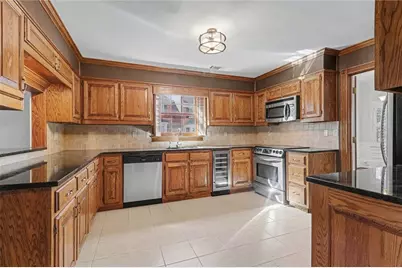 5427 Trentham Drive, Atlanta, GA 30338 - Photo 13