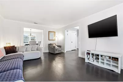 1114 Empire Circle, Lawrenceville, GA 30044 - Photo 7