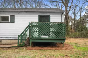 2524 Gordon Circle SE, Smyrna, GA 30080 - Photo 7