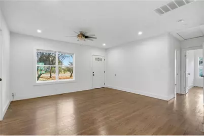 303 Glen Iris Drive, Monroe, GA 30655 - Photo 5