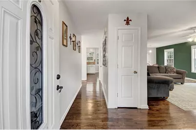 517 Misty Creek, Canton, GA 30114 - Photo 3