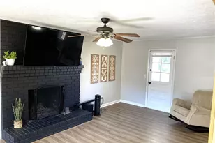 2730 Meadow View Dr, Acworth, GA 30102 - Photo 9