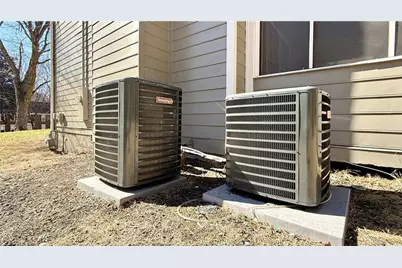 1735 Ridgefield Drive, Roswell, GA 30075 - Photo 9