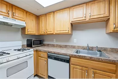 580 Northridge Crossing Drive, Atlanta, GA 30350 - Photo 7