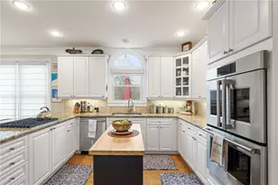 9395 Stoney Ridge Ln, Alpharetta, GA 30022 - Photo 9