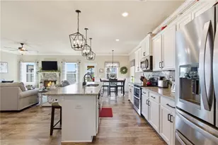 4417 Barefoot Run, Gainesville, GA 30506 - Photo 9