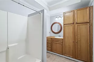 3805 Jones Creek Dr, Buford, GA 30519 - Photo 41